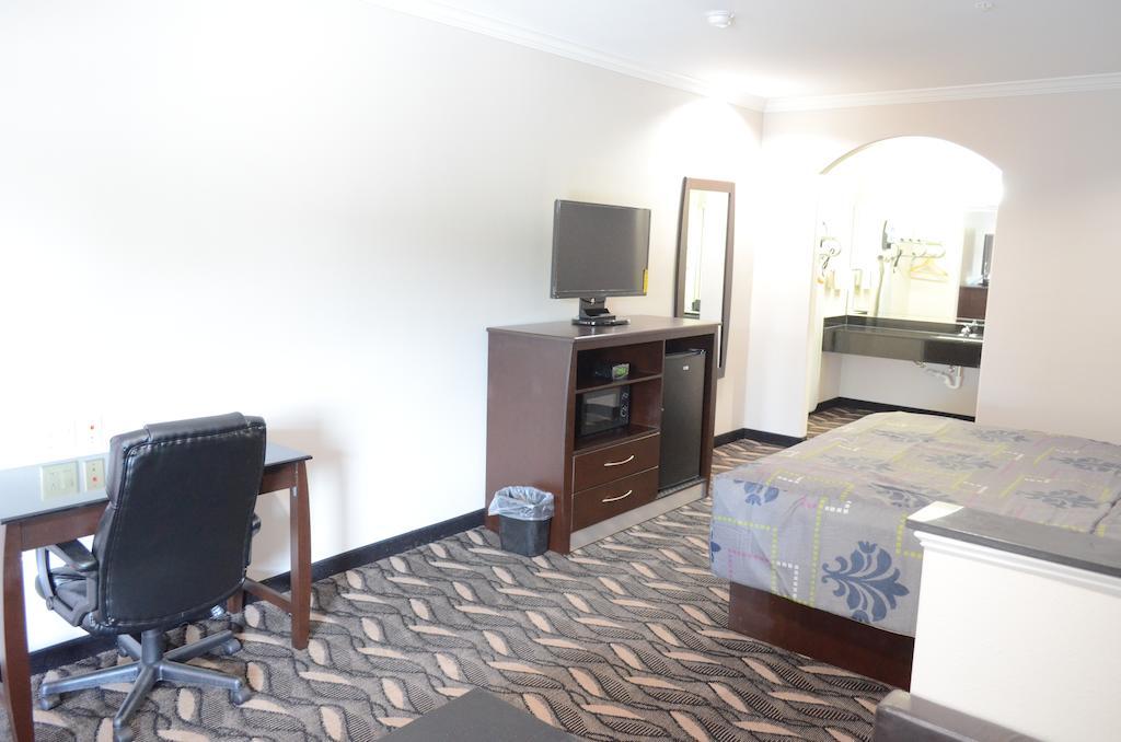 Palace Inn Sam Houston Race Park Rum bild